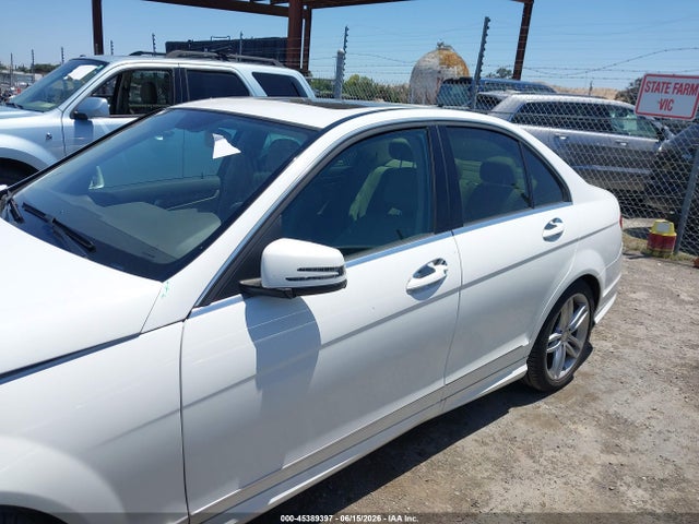 WDDGF4HB0EG245184 Mercedes-Benz C 250 Sport