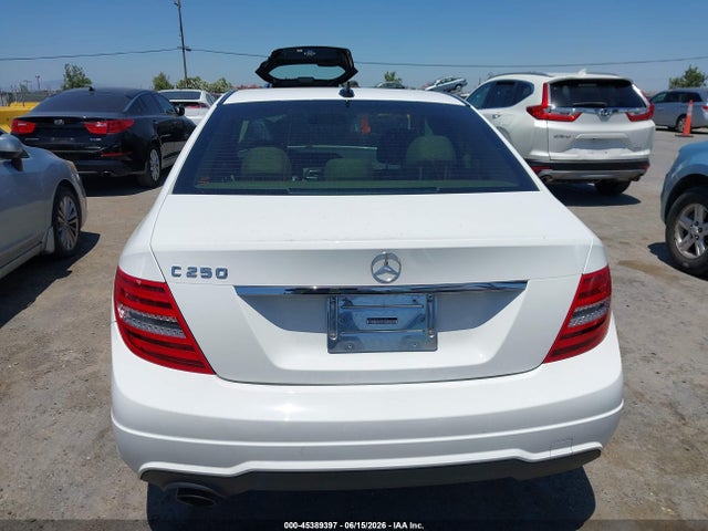 WDDGF4HB0EG245184 Mercedes-Benz C 250 Sport