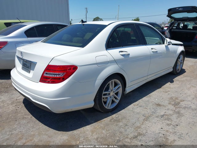WDDGF4HB0EG245184 Mercedes-Benz C 250 Sport