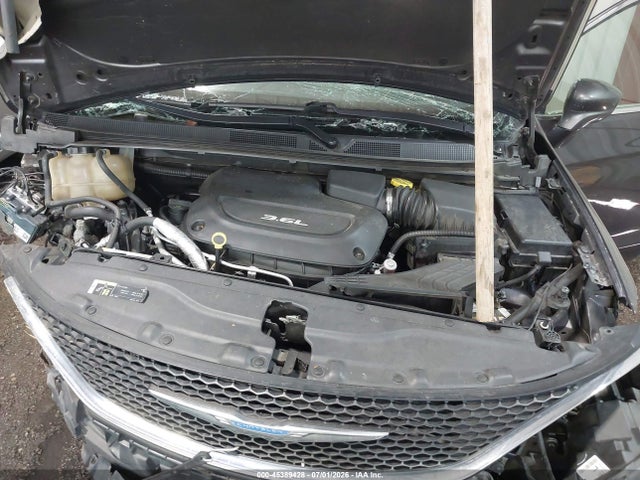 2018 Chrysler Pacifica Touring Plus მანქანა იყიდება აუქციონზე, vin: 2C4RC1FG6JR279180, აუქციონის ნომერი: 45389428