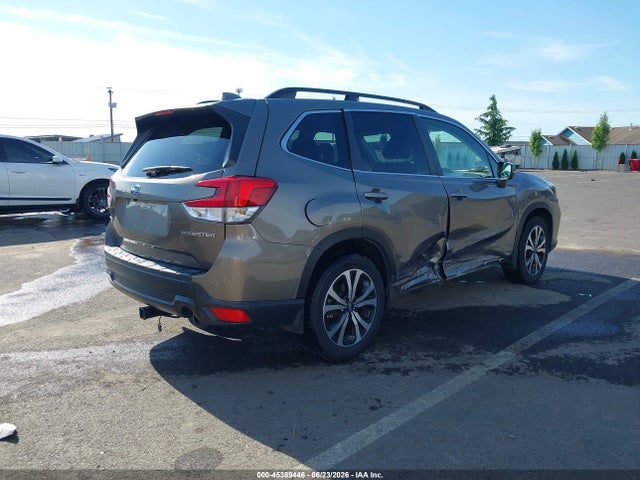 Subaru Forester Limited 2019 JF2SKAUC2KH586218 Image 4