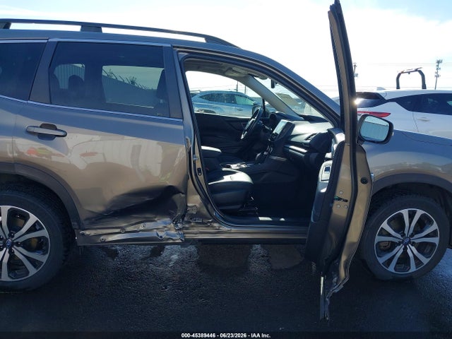 Subaru Forester Limited 2019 JF2SKAUC2KH586218 Image 5
