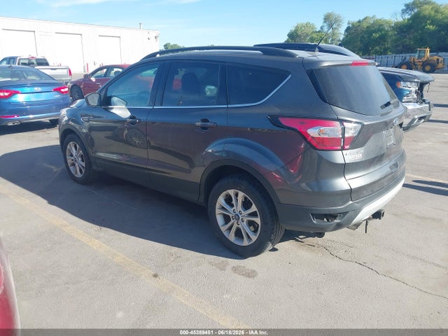 Ford ESCAPE SE 2018 1FMCU0GD1JUD07032 Image 3
