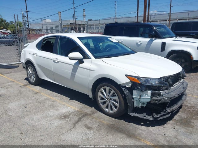 Toyota CAMRY LE 2024 4T1C11AK5RU907618 Image 1