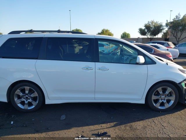 5TDXK3DC9ES492028 Toyota Sienna Se 8 Passenger