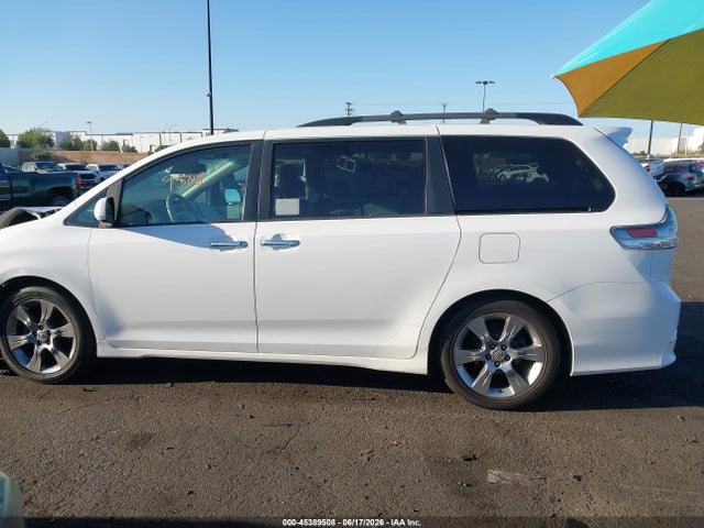 5TDXK3DC9ES492028 Toyota Sienna Se 8 Passenger