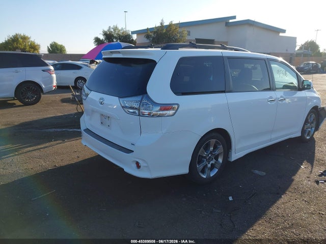 5TDXK3DC9ES492028 Toyota Sienna Se 8 Passenger