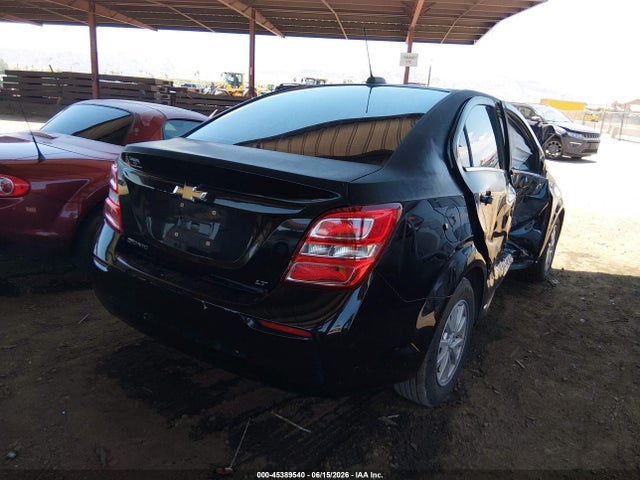 1G1JD5SH3H4103483 Chevrolet Sonic Lt Auto