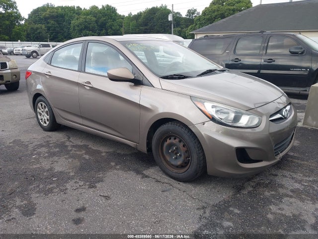 2013 Hyundai Accent Gls მანქანა იყიდება აუქციონზე, vin: KMHCT4AE2DU477867, აუქციონის ნომერი: 45389560