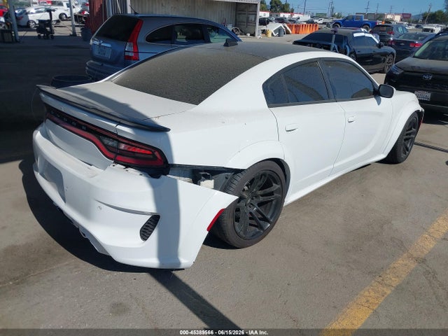 2C3CDXGJ1KH558435 Dodge Charger Scat Pack Rwd