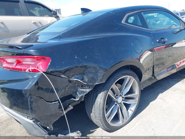 Chevrolet Camaro 1lt 2017 1G1FB1RS8H0215581 Image 6