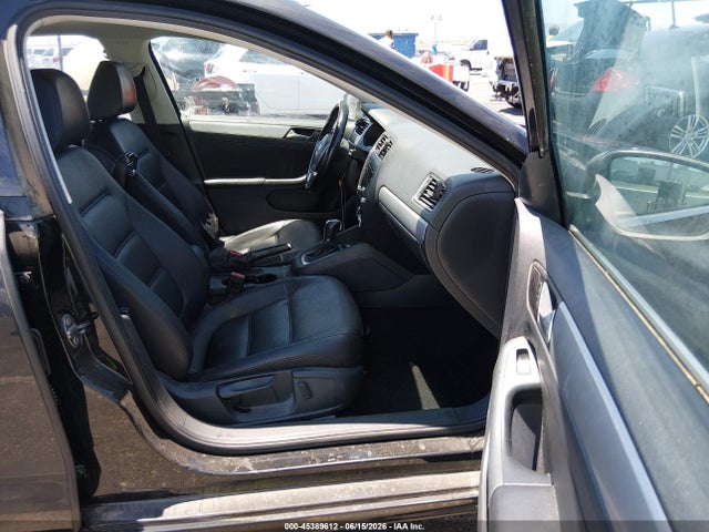 3VWD17AJ1EM377663 Volkswagen Jetta 1.8t Se