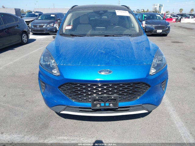 45389625 :رقم المزاد ، 1FMCU0BZ7LUB44702 vin ، 2020 Ford Escape Se Sport Hybrid مزاد بيع