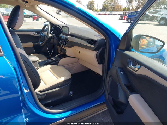 1FMCU0BZ7LUB44702 Ford Escape Se Sport Hybrid
