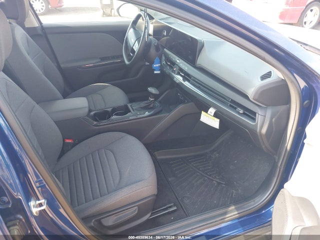 2025 Kia K4 Ex მანქანა იყიდება აუქციონზე, vin: 3KPFU4DE1SE009022, აუქციონის ნომერი: 45389634