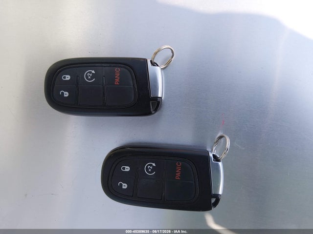 2015 Jeep Cherokee Limited მანქანა იყიდება აუქციონზე, vin: 1C4PJMDS7FW680984, აუქციონის ნომერი: 45389635