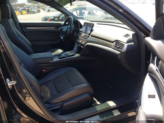 1HGCV2F37LA015493 Honda Accord Sport 2.0t