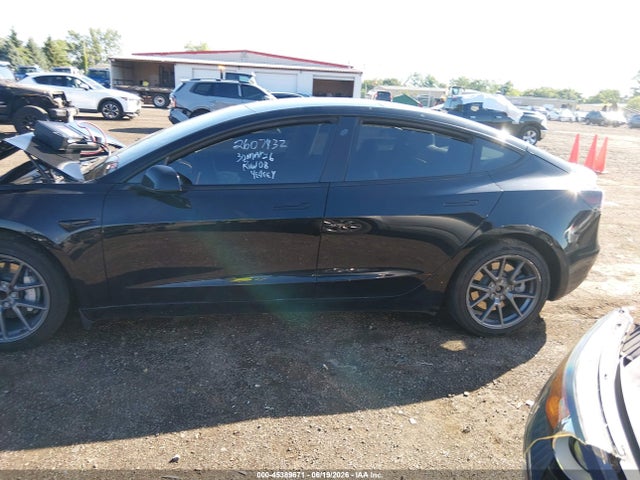 Продажа на аукционе авто 2021 Tesla Model 3 Standard Range Plus Rear-wheel Drive, vin: 5YJ3E1EA7MF851130, номер лота: 45389671