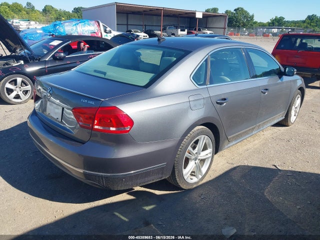 Aukcja sprzedaży 2014 Volkswagen Passat 2.0l Tdi Sel Premium, vin: 1VWCN7A36EC070864, numer aukcji: 45389683
