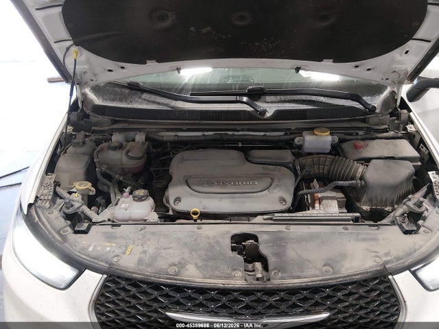 Chrysler Pacifica Hybrid Touring L 2023 2C4RC1L77PR575760 Image 10