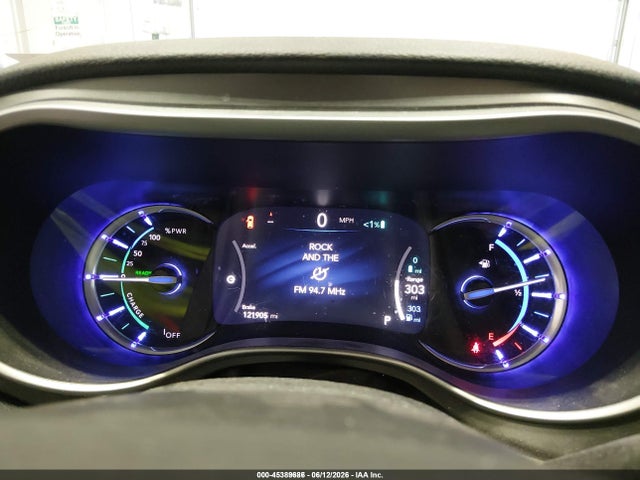 Chrysler Pacifica Hybrid Touring L 2023 2C4RC1L77PR575760 Image 7