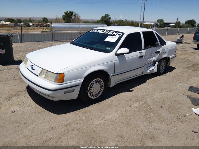 1990 Ford Taurus Sho მანქანა იყიდება აუქციონზე, vin: 1FACP54Y7LA125295, აუქციონის ნომერი: 45389696