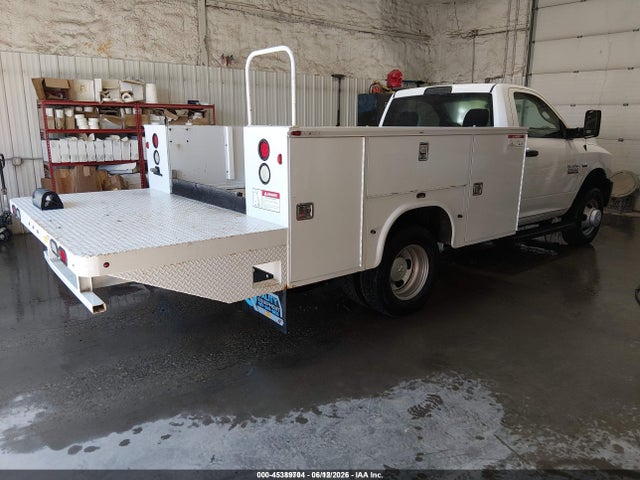 45389704 :رقم المزاد ، 3C7WRTAJ6HG758802 vin ، 2017 Ram 3500 Chassis Tradesman/slt مزاد بيع