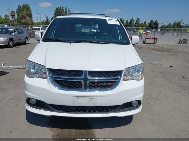 2C4RDGCGXKR802836 Dodge Grand Caravan Sxt 35th Anniversary Edition