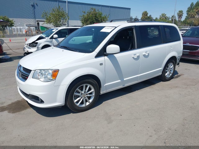 2C4RDGCGXKR802836 Dodge Grand Caravan Sxt 35th Anniversary Edition