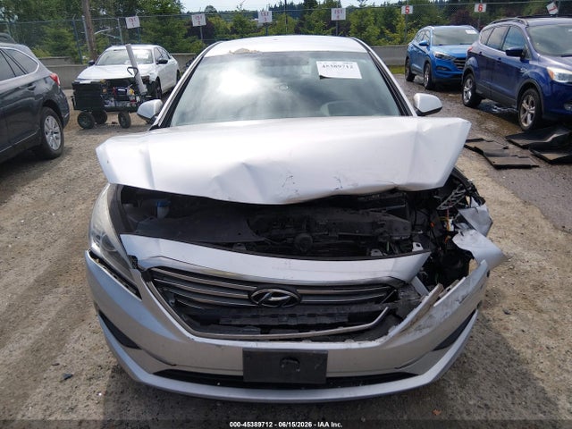 Hyundai SONATA SE 2016 5NPE24AF2GH360197 Image 12