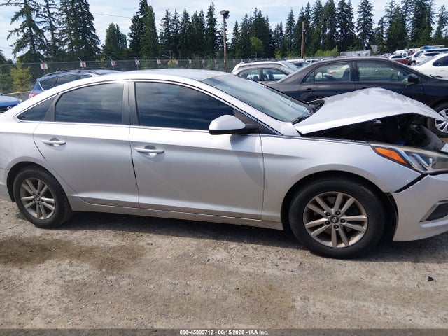 Hyundai SONATA SE 2016 5NPE24AF2GH360197 Image 13