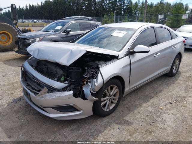 Hyundai SONATA SE 2016 5NPE24AF2GH360197 Image 2