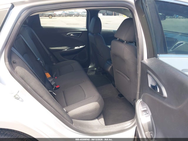 1G1ZC5ST9LF153408 Chevrolet Malibu Fwd 1fl