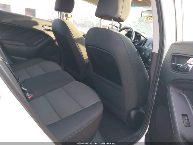 2016 Kia Forte Lx მანქანა იყიდება აუქციონზე, vin: KNAFX4A61G5584175, აუქციონის ნომერი: 45389750