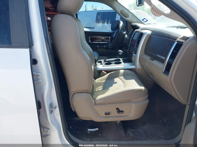45389800 :رقم المزاد ، 1D7RB1CT1AS209062 vin ، 2010 Dodge Ram 1500 Laramie مزاد بيع