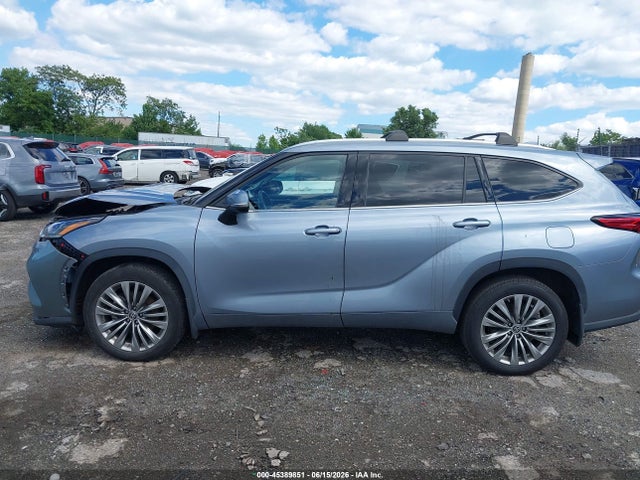 Toyota Highlander Platinum 2020 5TDFZRBHXLS048100 Image 14