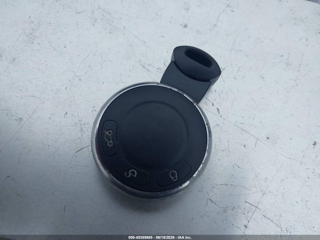 2011 Mini Cooper Clubman მანქანა იყიდება აუქციონზე, vin: WMWZF3C54BTX82154, აუქციონის ნომერი: 45389865