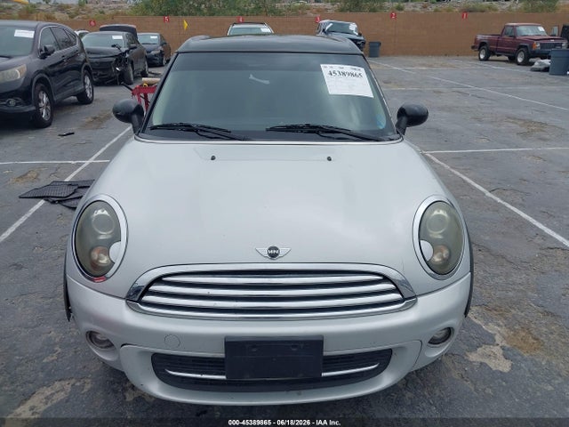 2011 Mini Cooper Clubman მანქანა იყიდება აუქციონზე, vin: WMWZF3C54BTX82154, აუქციონის ნომერი: 45389865
