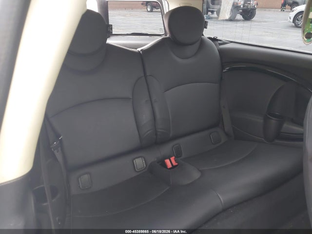 2011 Mini Cooper Clubman მანქანა იყიდება აუქციონზე, vin: WMWZF3C54BTX82154, აუქციონის ნომერი: 45389865