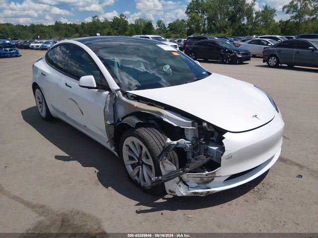 Продаж на аукціоні авто 2022 Tesla Model 3 Long Range Dual Motor All-wheel Drive, vin: 5YJ3E1EB0NF155350, номер лоту: 45389946