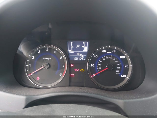 2017 Hyundai Accent Se მანქანა იყიდება აუქციონზე, vin: KMHCT4AE5HU275711, აუქციონის ნომერი: 45389954