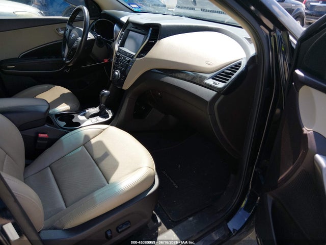 Продаж на аукціоні авто 2017 Hyundai Santa Fe Sport 2.4l, vin: 5XYZU3LB9HG421618, номер лоту: 45389959