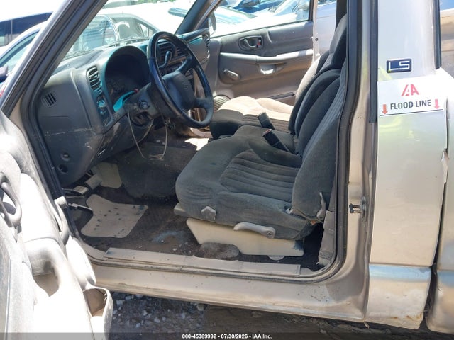 Продажа на аукционе авто 2002 Chevrolet S-10 Ls, vin: 1GCCS145928123609, номер лота: 45389992
