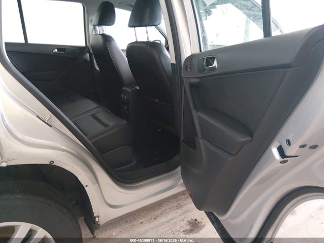 Aukcja sprzedaży 2017 Volkswagen Tiguan 2.0t/2.0t S, vin: WVGAV7AX2HK022930, numer aukcji: 45390011