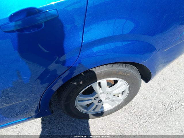 45390067 :رقم المزاد ، 1G1JC5SH8G4128798 vin ، 2016 Chevrolet Sonic Lt Auto مزاد بيع