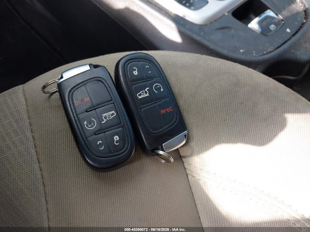 Jeep Cherokee Latitude 2015 1C4PJLCB0FW720382 Image 11