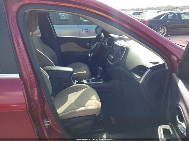 Jeep Cherokee Latitude 2015 1C4PJLCB0FW720382 Image 5