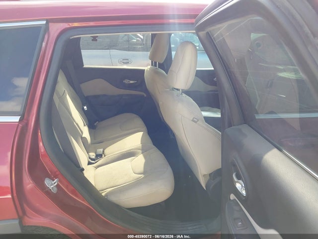 Jeep Cherokee Latitude 2015 1C4PJLCB0FW720382 Image 8
