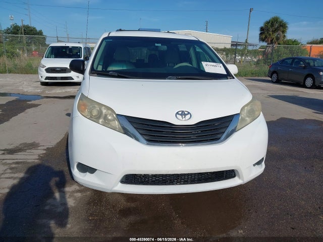 Aukcja sprzedaży 2011 Toyota Sienna Le V6, vin: 5TDKK3DC2BS054862, numer aukcji: 45390074