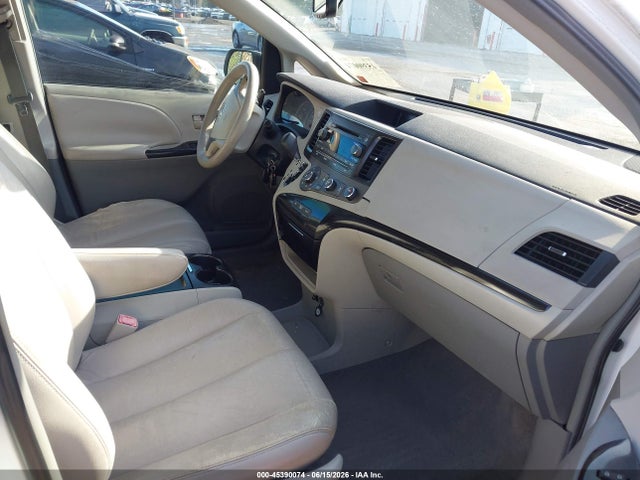 Aukcja sprzedaży 2011 Toyota Sienna Le V6, vin: 5TDKK3DC2BS054862, numer aukcji: 45390074